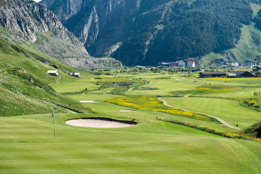 Realp-Andermatt 3,5 Locali Giardino Privato In Mezzo La Natura, Spettacolare Per Appassionati Montanbike, Pesca Ecc In Inverno Fai Sci Di Fondo Dal Giardino E Con Il Treno Davanti A Casa Si Raggiunge In 5Min Il Comprensorio Scistico Di Andermatt Exterior foto